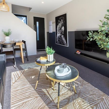 Luxury Without Limits In Cbd Christchurch Buitenkant foto
